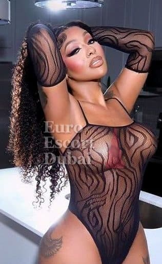 Camila, 25, escort in Dubai — Brazilian, 174 cm (photo 13 of 13)
