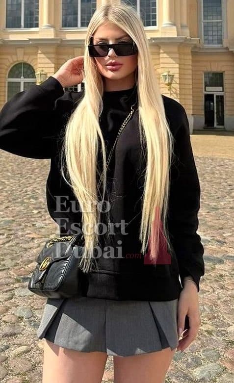 Ludovica, 23, escort in Dubai — British, 170 cm (photo 5 of 10)