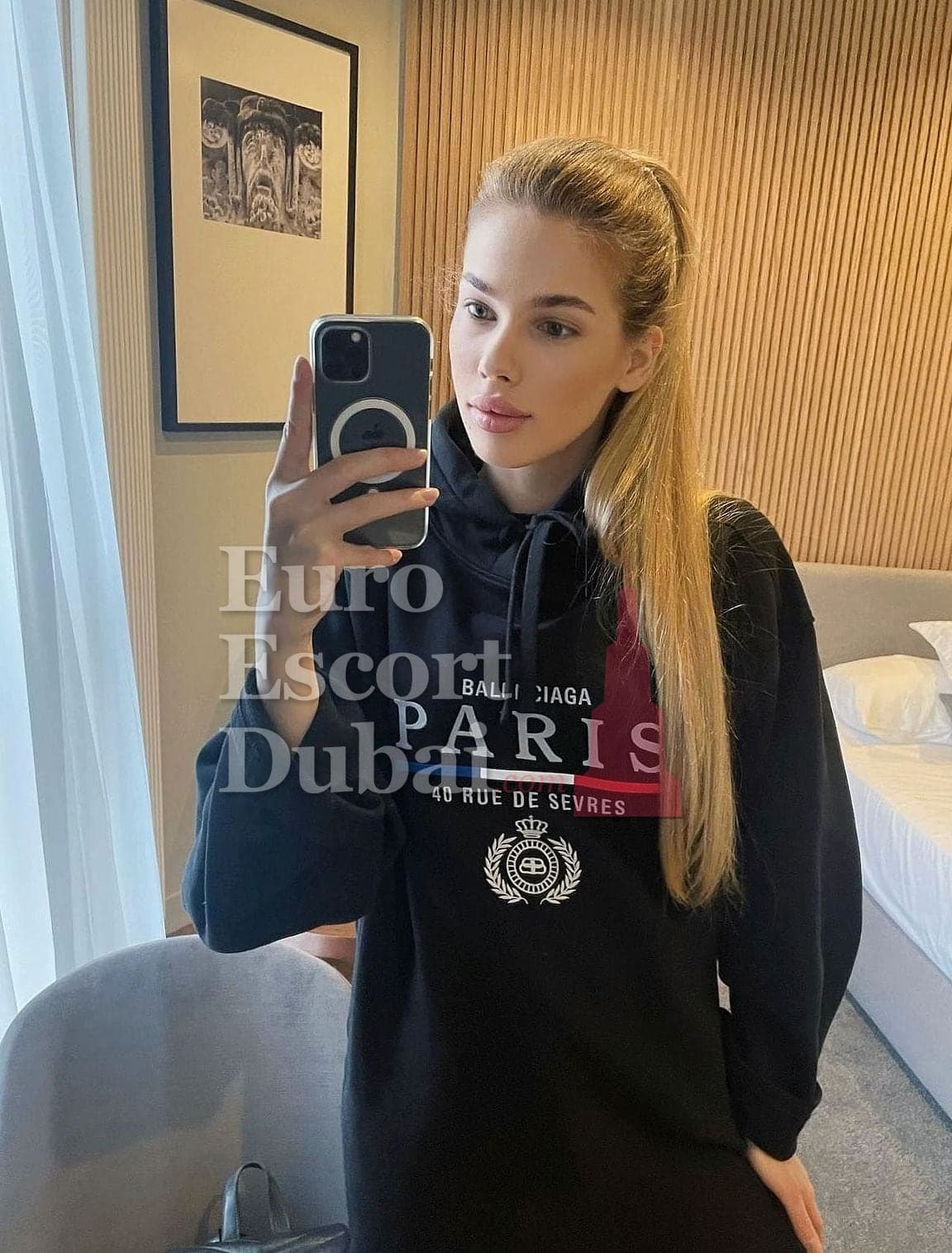 Trinidad, 30, escort in Abu Dhabi — blonde hair, Argentinian (photo 4 of 10)
