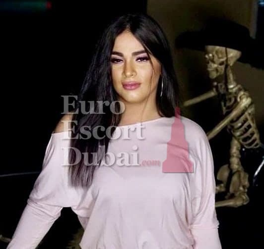 Valeska, 24, escort in Dubai — 170 cm, brown hair (photo 12 of 13)