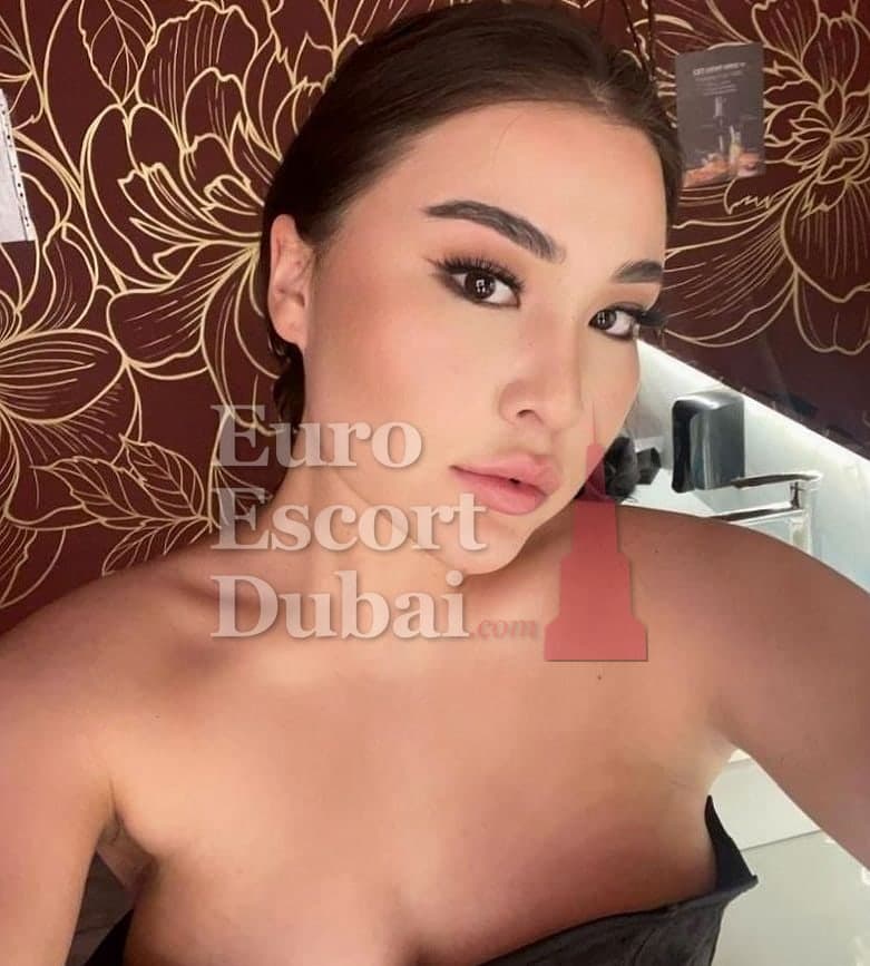 Aisulu, 23, escort in Fujairah — Kazakh, 167 cm (photo 8 of 13)