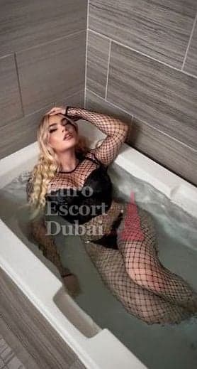 Leticia, 25, escort in Dubai — 176 cm, blonde hair (photo 3 of 13)