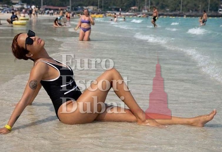 Minji, 28, escort in Dubai — 167 cm, brown hair (photo 3 of 13)