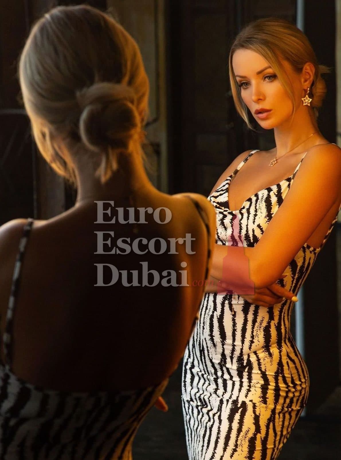 Raisa, 30, escort in Dubai — blonde hair, 168 cm (photo 3 of 10)