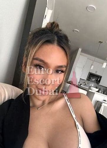 Franciele, 23, escort in Dubai — blonde hair, Colombian (photo 10 of 13)