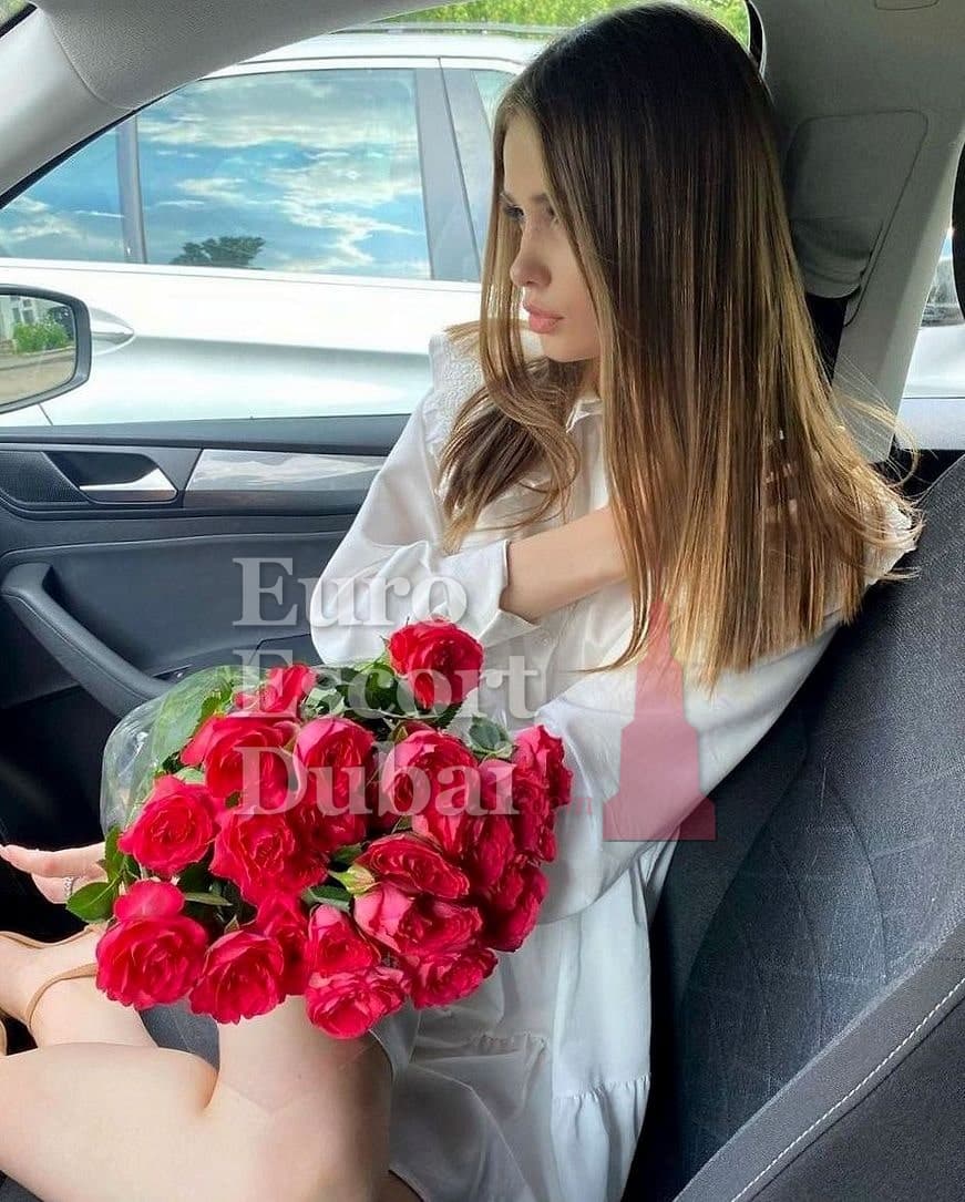 Angelica, 24, escort in Dubai — 170 cm, blonde hair (photo 6 of 7)