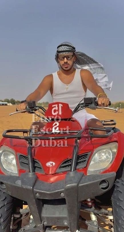 Eduardo, 21, escort in Abu Dhabi — 185 cm, black hair (photo 10 of 10)