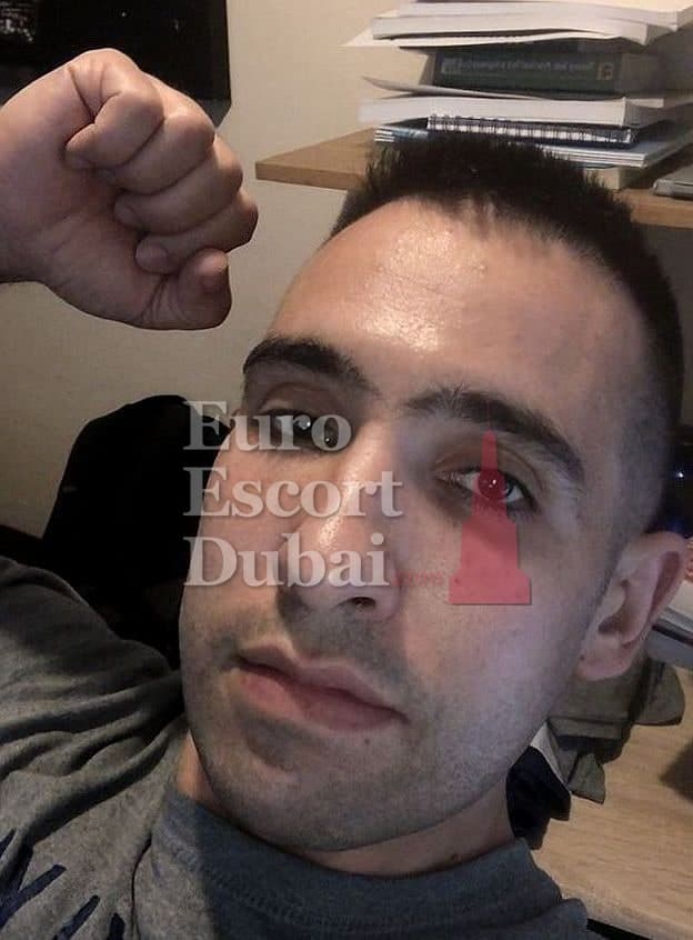 Theo, 36, escort in Dubai — 173 cm, black hair (photo 12 of 13)