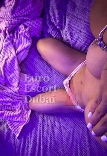 Arina, 21, escort in Abu Dhabi — Belarusian, 161 cm (photo 2 of 8)
