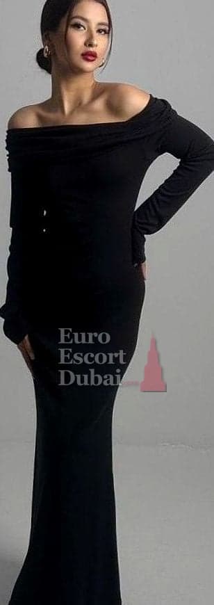 Jimena, 24, escort in Dubai — brown hair, 166 cm (photo 5 of 13)