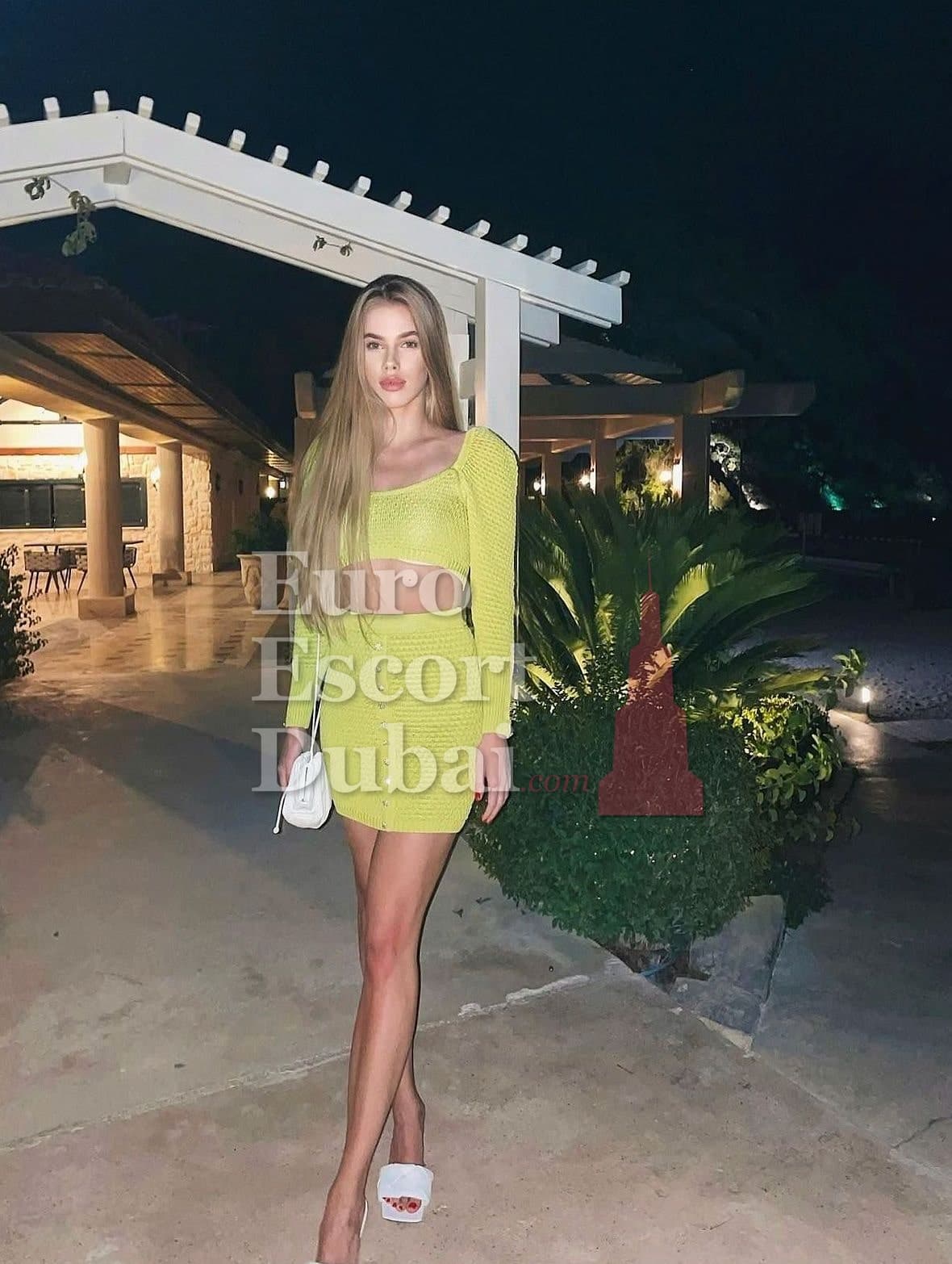 Trinidad, 30, escort in Abu Dhabi — 168 cm, blonde hair (photo 3 of 10)