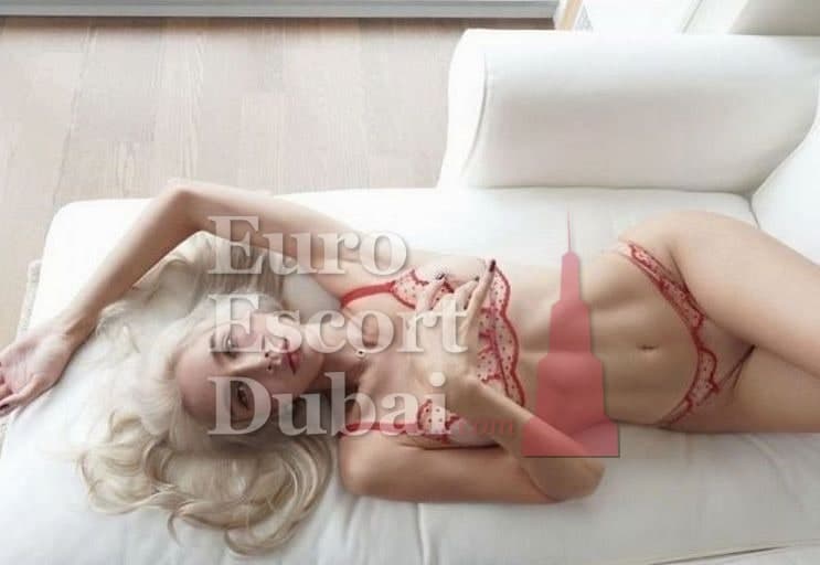 Bora, 27, escort in Ajman — Korean, 174 cm (photo 8 of 13)