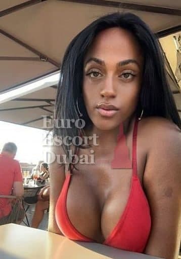 Ana, 23, escort in Dubai — Brazilian, 176 cm (photo 8 of 13)