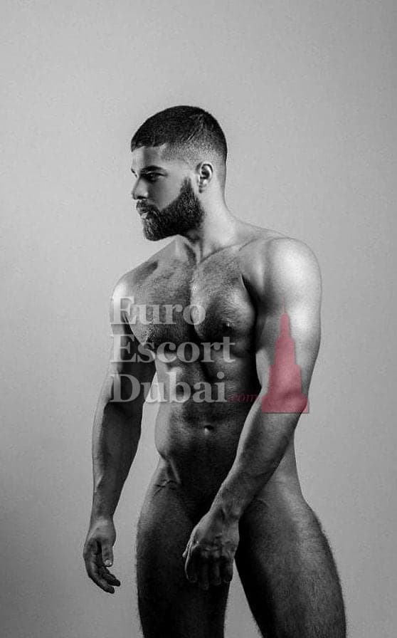 Marwan, 27, escort in Dubai — black hair, 173 cm (photo 7 of 13)