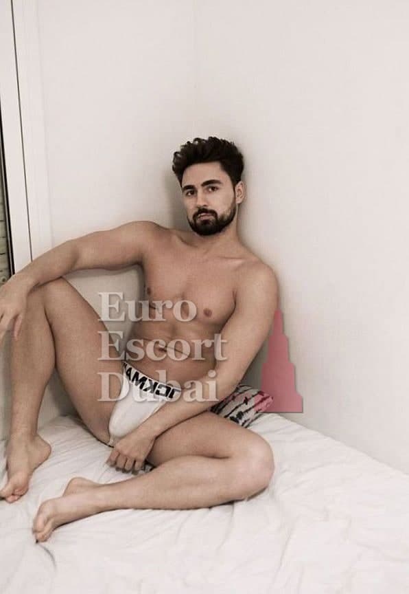 Sergei, 29, escort in Dubai — black hair, 180 cm (photo 13 of 13)
