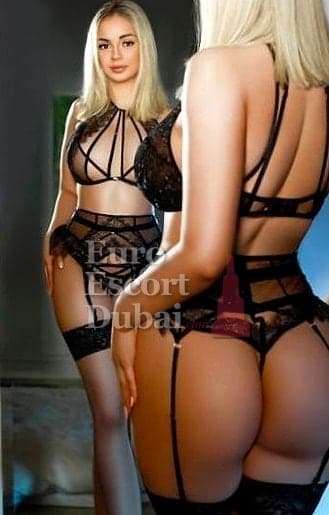 Christina Chanel, 27, escort in Dubai — Swedish, 168 cm (photo 5 of 8)
