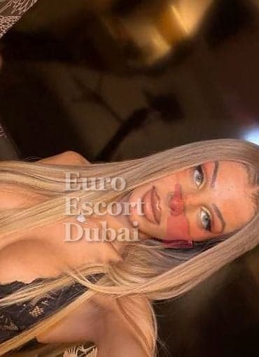 Larissa, 23, escort in Dubai — Brazilian, 176 cm (photo 2 of 13)