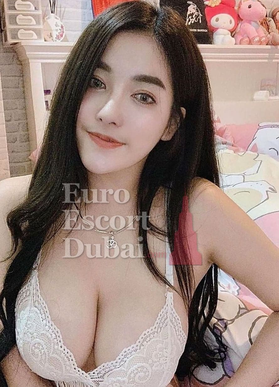 Lovely, 23, escort in Dubai — Indonesian, 167 cm (photo 8 of 9)