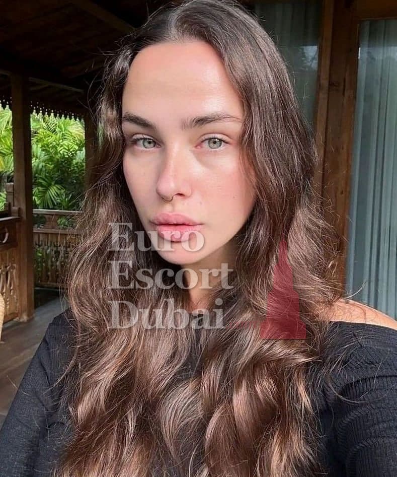Roxana Skye, 27, escort in Dubai — brown hair, Belarusian (photo 1 of 13)