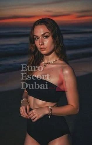 Alyona, 24, escort in Dubai — Russian, 174 cm (photo 5 of 12)