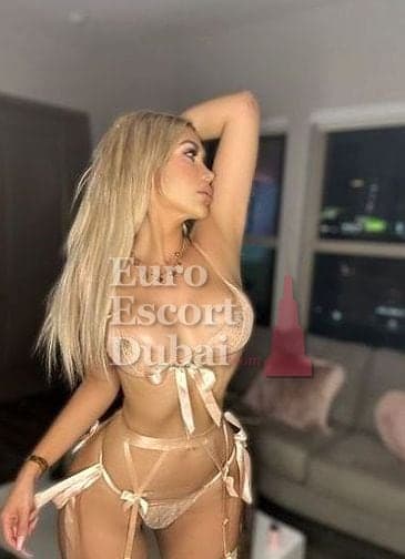 Celia Rose, 23, escort in Dubai — blonde hair, Colombian (photo 13 of 13)