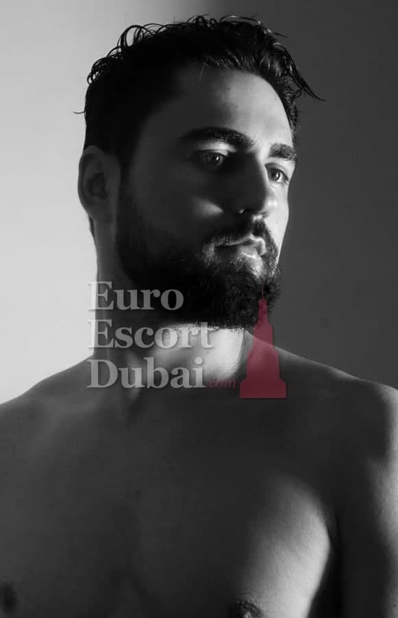 Sergei, 29, escort in Dubai — 180 cm, black hair (photo 4 of 13)