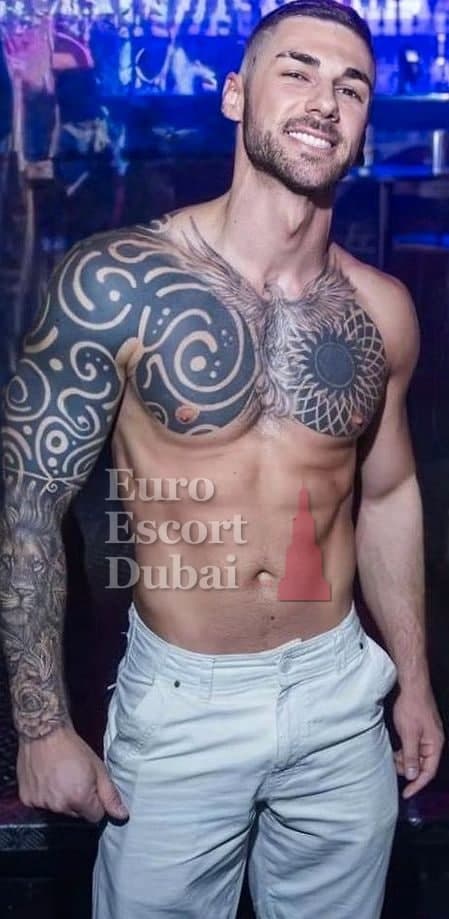Timur, 29, escort in Dubai — 175 cm, black hair (photo 2 of 8)