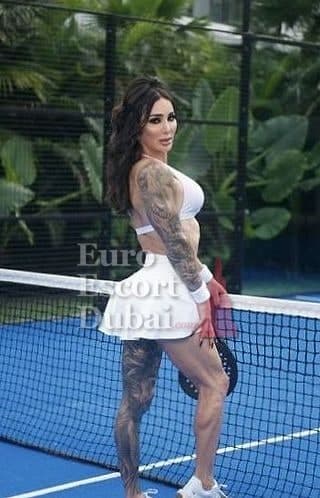 Jocelyn, 32, escort in Dubai — 170 cm, brown hair (photo 3 of 13)