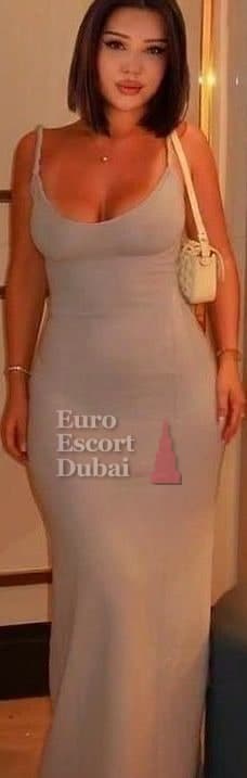 Magda, 23, escort in Dubai — brown hair, 160 cm (photo 7 of 13)