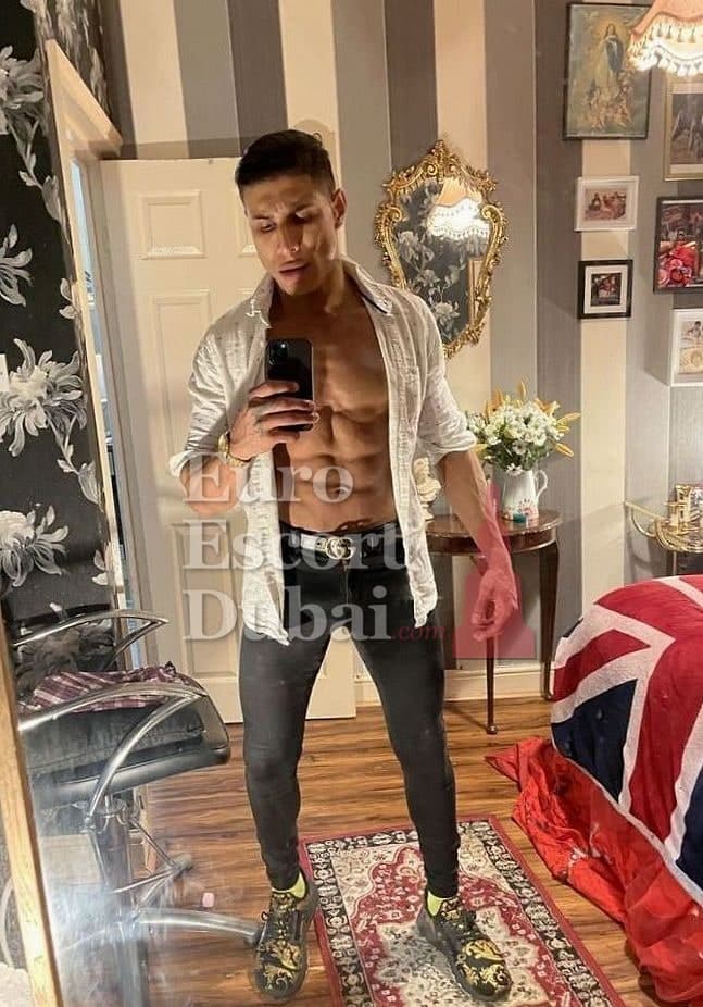 Derek, 28, escort in Abu Dhabi — 178 cm, brown hair (photo 4 of 13)