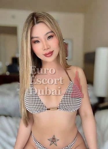 Eri, 22, escort in Dubai — Japanese, 152 cm (photo 2 of 13)