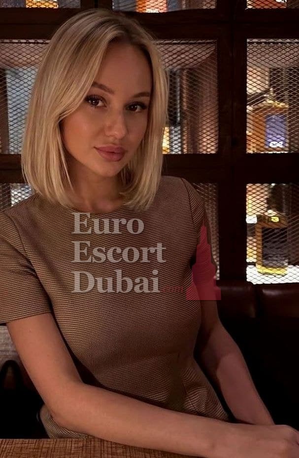 Eleonora, 23, escort in Dubai — blonde hair, Russian (photo 13 of 13)