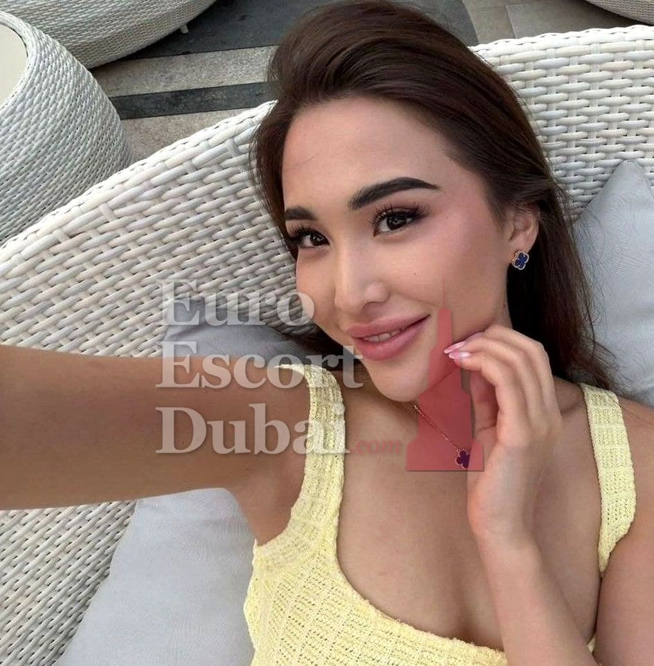 Aisulu, 23, escort in Fujairah — 167 cm, brown hair (photo 12 of 13)