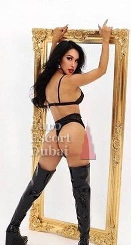 Thalita, 24, escort in Dubai — black hair, Colombian (photo 4 of 13)