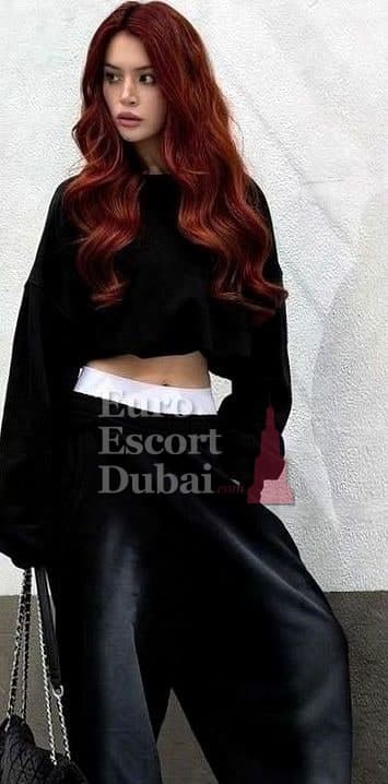 Diyora, 28, escort in Dubai — red hair, Kazakh (photo 4 of 13)