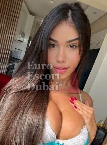 Alana, 23, escort in Dubai — black hair, Brazilian (photo 7 of 13)