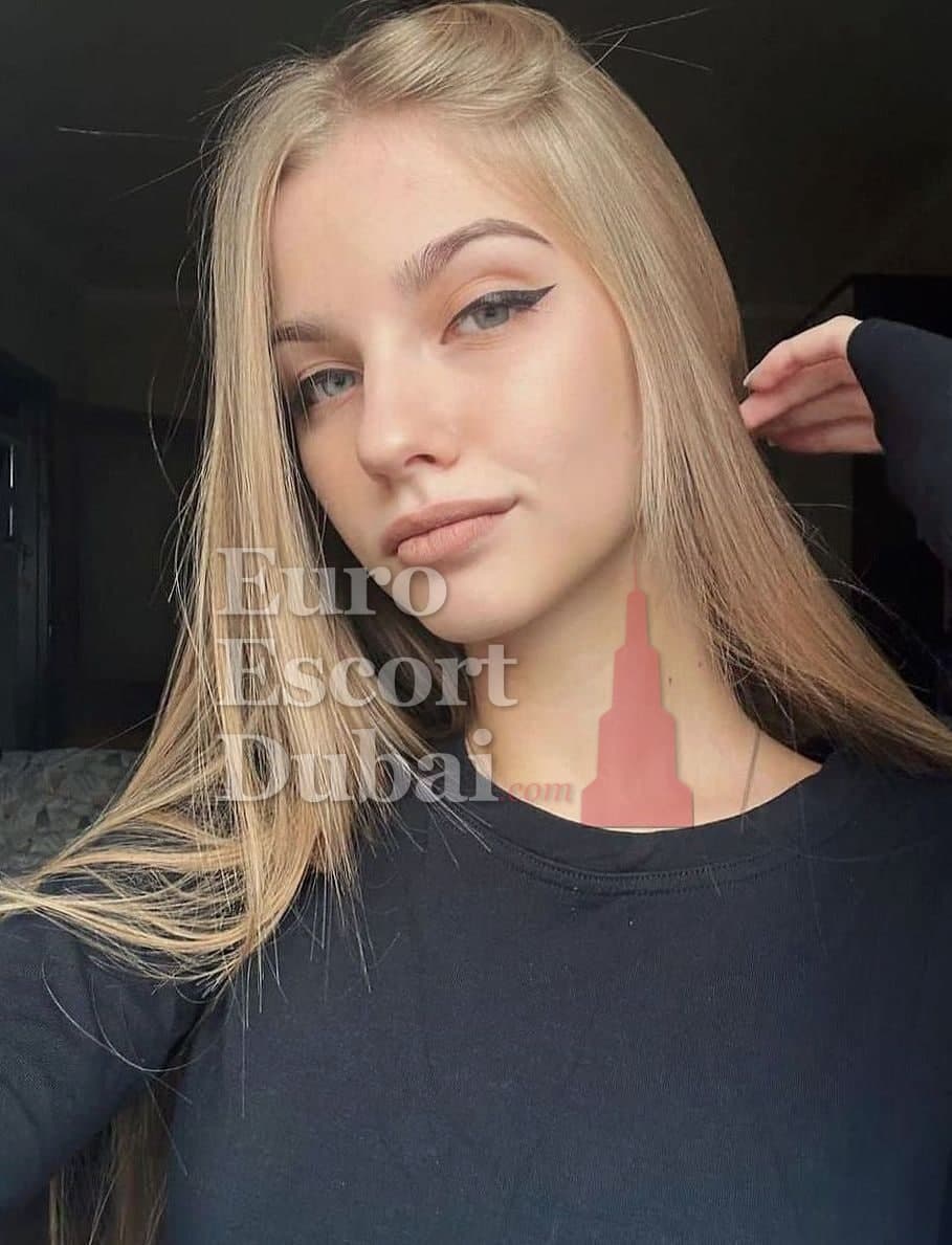 Dragana, 24, escort in Dubai — blonde hair, 170 cm (photo 7 of 10)