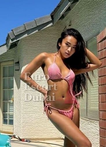 Hanh, 32, escort in Dubai — black hair, Vietnamese (photo 7 of 13)