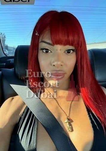Angela, 21, escort in Dubai — Colombian, 170 cm (photo 1 of 7)