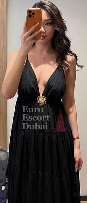 Karakat, 23, escort in Dubai — brown hair, Kazakh (photo 13 of 13)