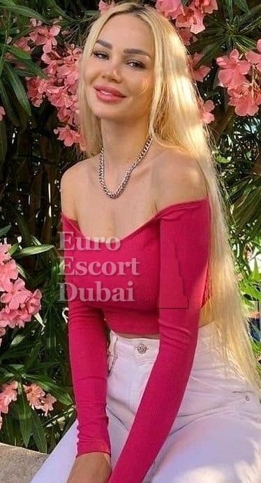Akbota, 25, escort in Dubai — Turkmen, 165 cm (photo 11 of 13)