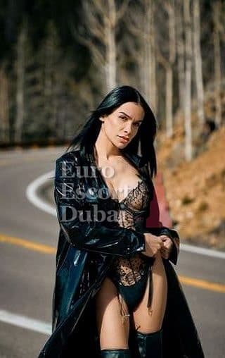 Guadalupe, 27, escort in Dubai — 167 cm, black hair (photo 9 of 13)