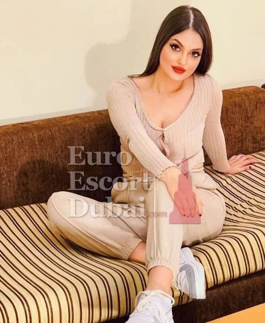 Haifa, 26, escort in Abu Dhabi — black hair, Egyptian (photo 1 of 9)