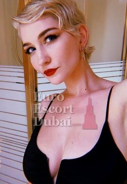 Anastasia, 30, escort in Dubai — 160 cm, German (photo 6 of 10)