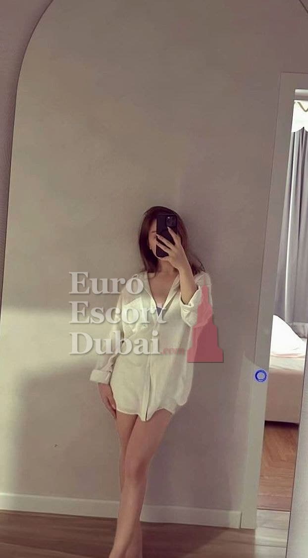 Anel, 19, escort in Dubai — Kazakh, 160 cm (photo 11 of 13)