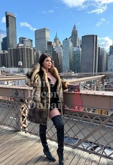 Veronica, 24, escort in Dubai — 170 cm, brown hair (photo 6 of 13)
