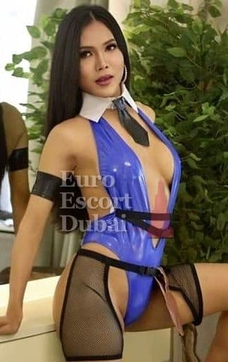 Jing, 24, escort in Dubai — black hair, Japanese (photo 10 of 13)