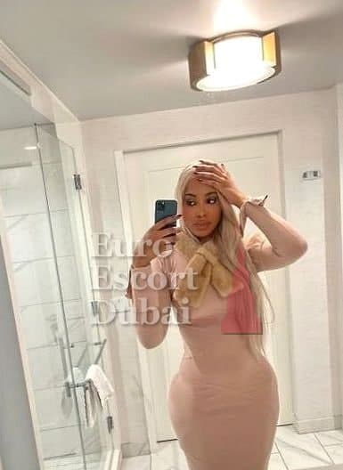 Anahi, 22, escort in Dubai — 184 cm, Brazilian (photo 6 of 13)