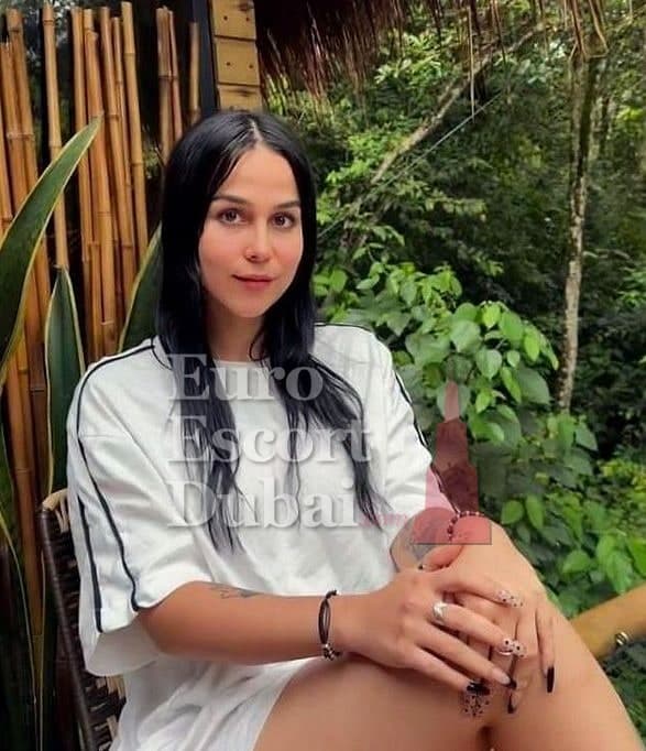 Joyce, 26, escort in Dubai — black hair, 181 cm (photo 3 of 4)
