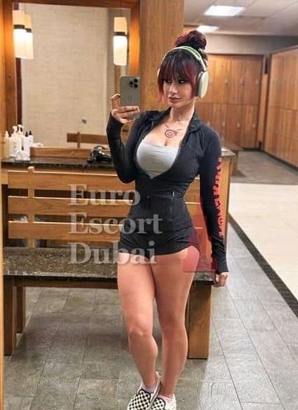 Oceane, 29, escort in Dubai — Belgian, 172 cm (photo 8 of 10)